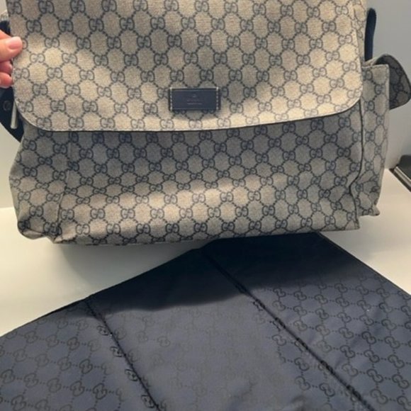Gucci Supreme canvas diaper bag - Picture 6 of 7